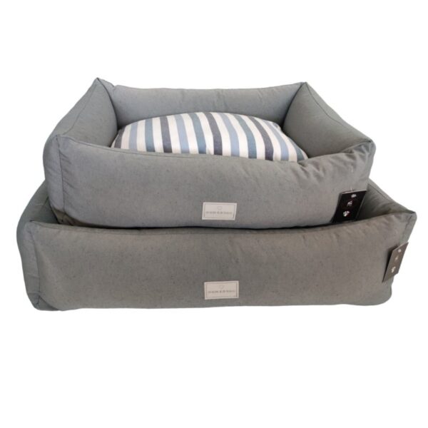138 gray